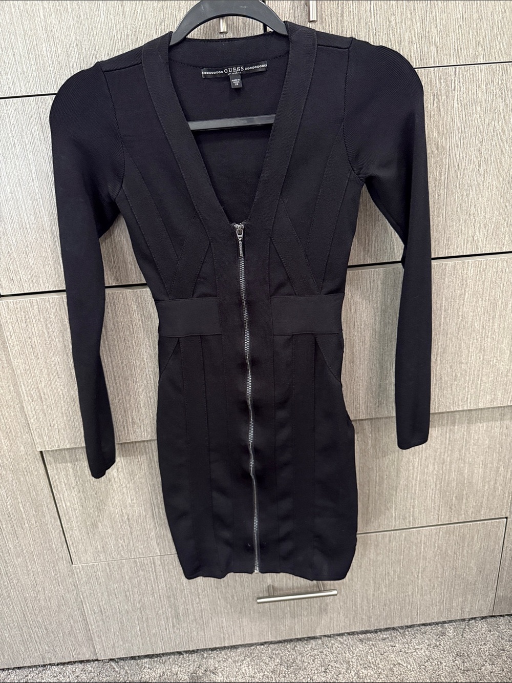 GUESS Black Long-Sleeve Zip-Front Bodycon Dress with V-Neck